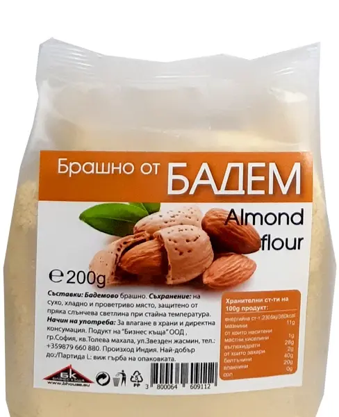 Брашно от бадем